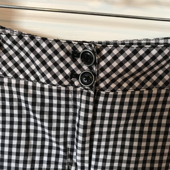 ⏳DONATING 4/20⏳ Gingham Cuffed Trouser Shorts - Picture 4 of 8